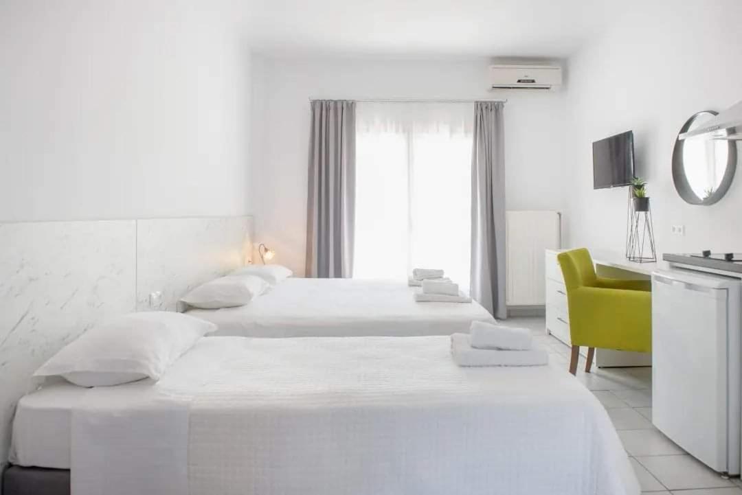 לריסוס Hotel Papanikolaou מראה חיצוני תמונה