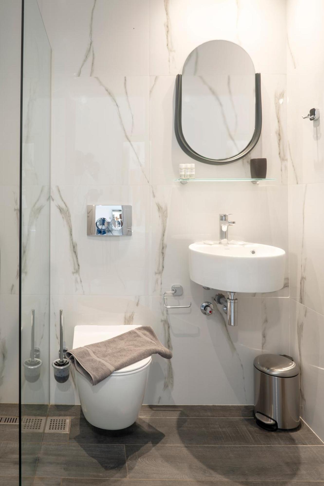 לריסוס Hotel Papanikolaou מראה חיצוני תמונה