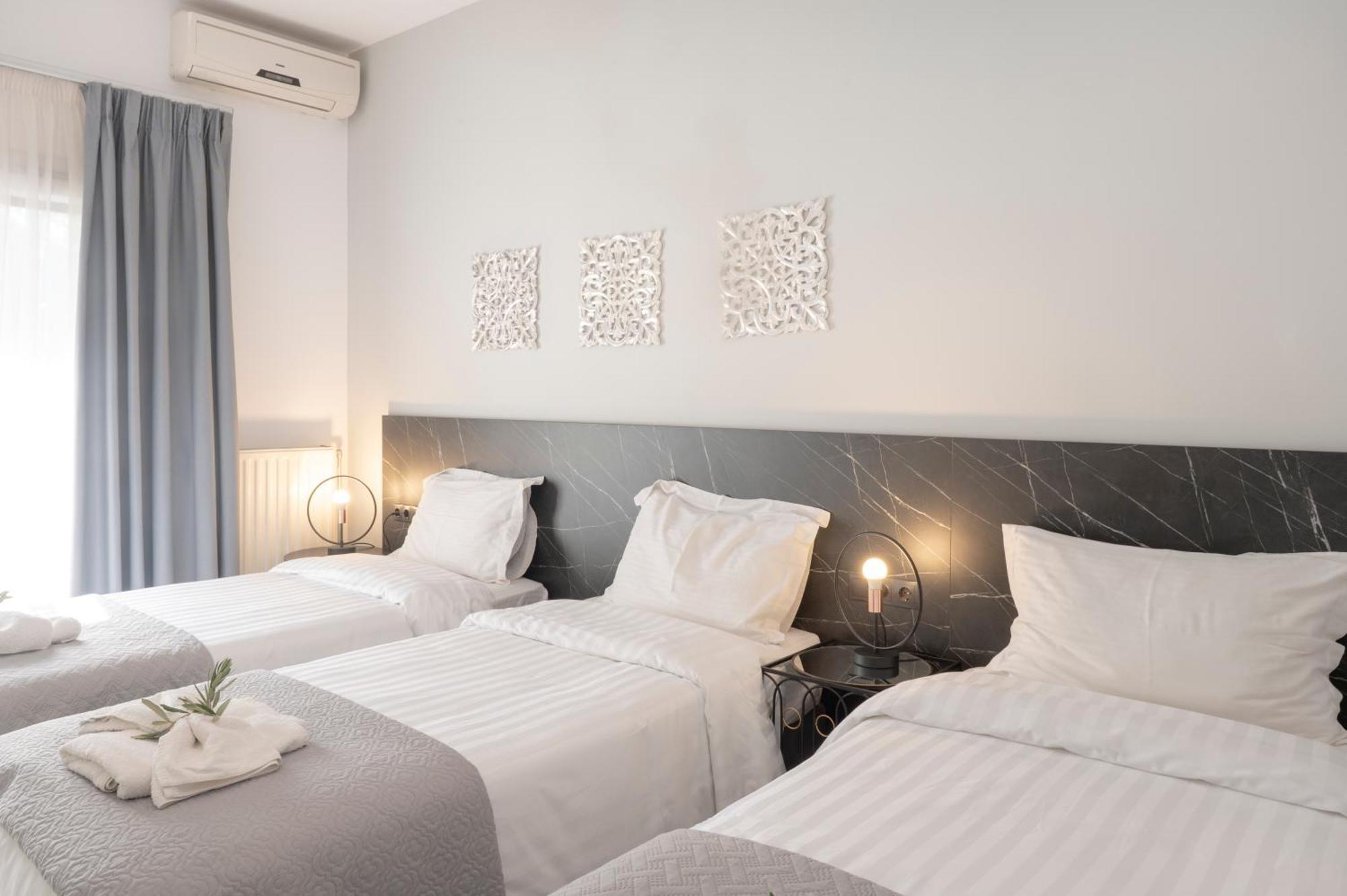 לריסוס Hotel Papanikolaou מראה חיצוני תמונה
